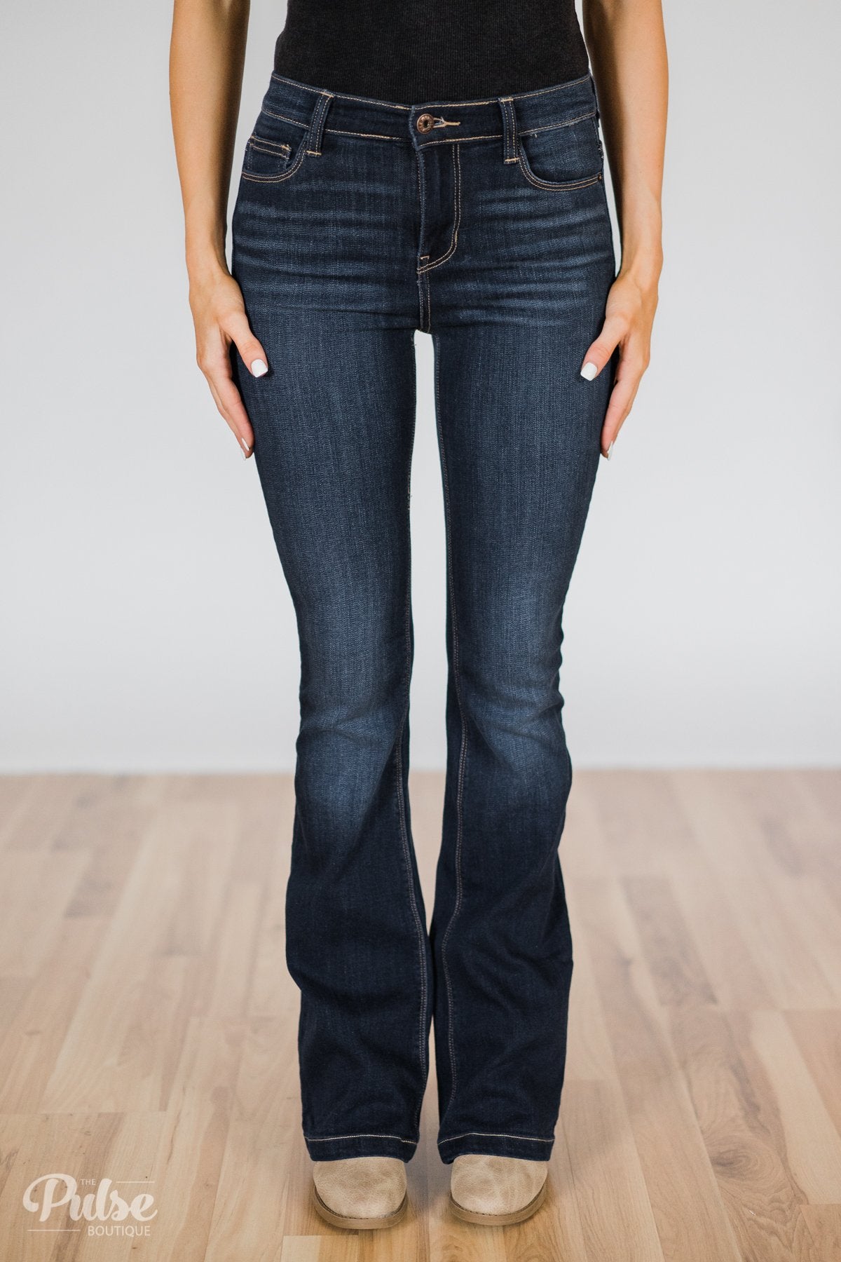 Sneak Peek Jeans- Bethany Flare – The Pulse Boutique