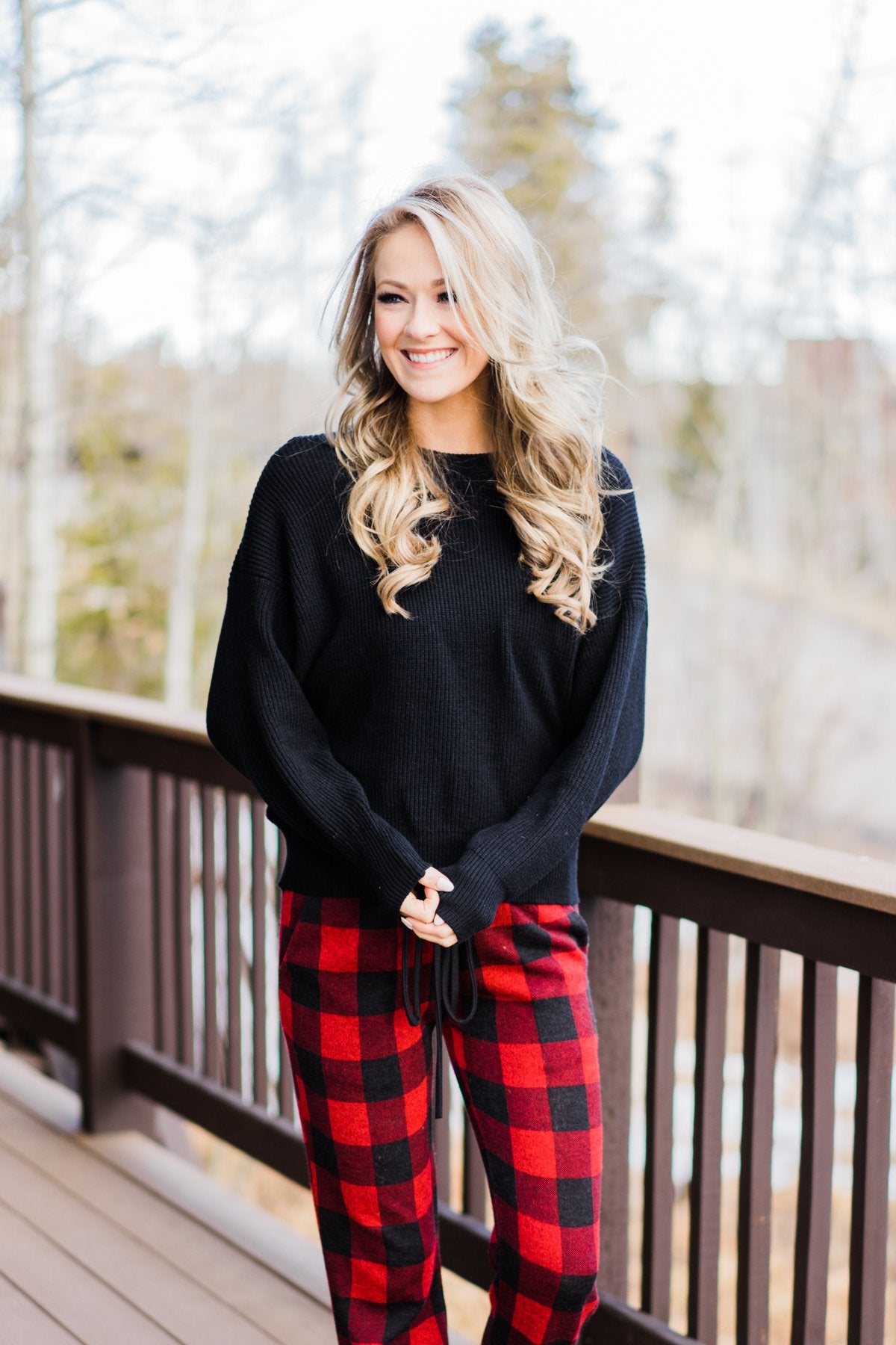 buffalo-plaid-joggers-the-pulse-boutique