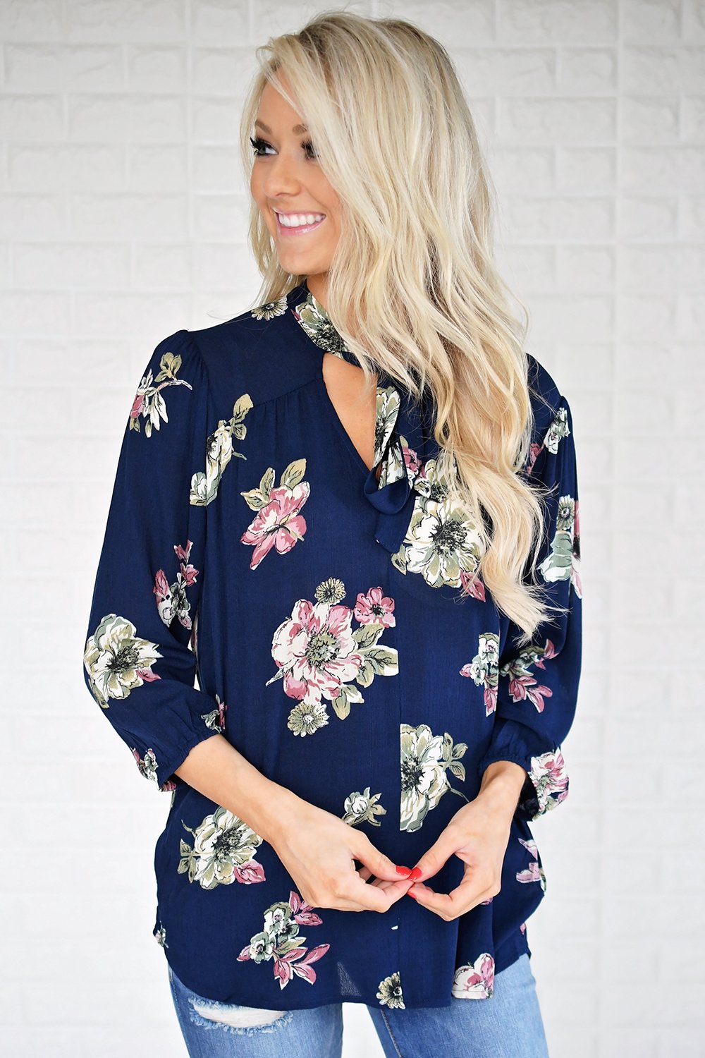 Navy Floral Blouse – The Pulse Boutique