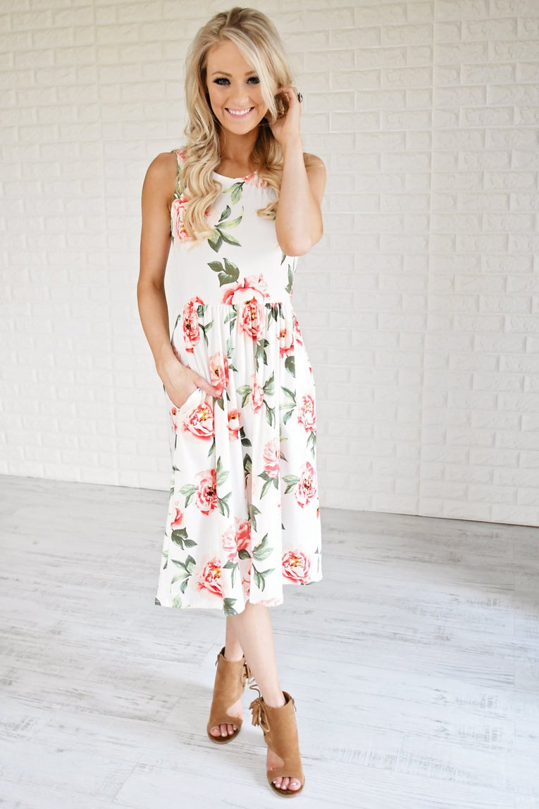 Floral My Heart Midi Dress ~ Ivory – The Pulse Boutique