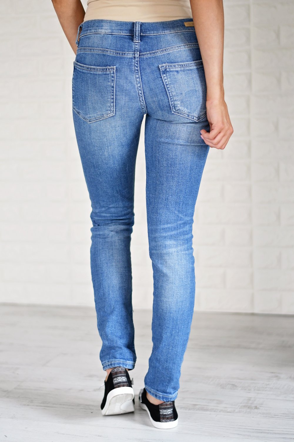 Sneak Peek ~ Kacey Wash Boyfriend Jeans – The Pulse Boutique