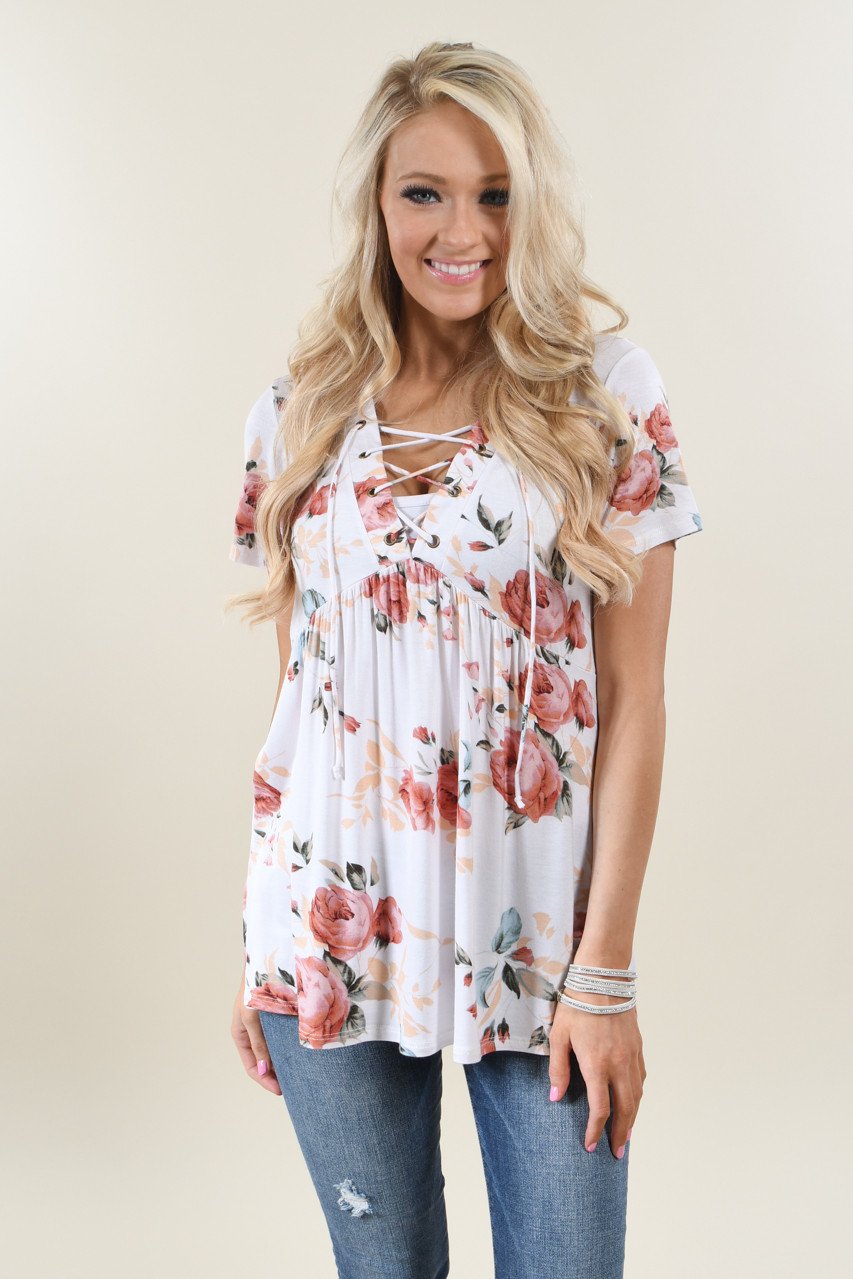 Favorite Lace Up Top ~ Floral Ivory – The Pulse Boutique