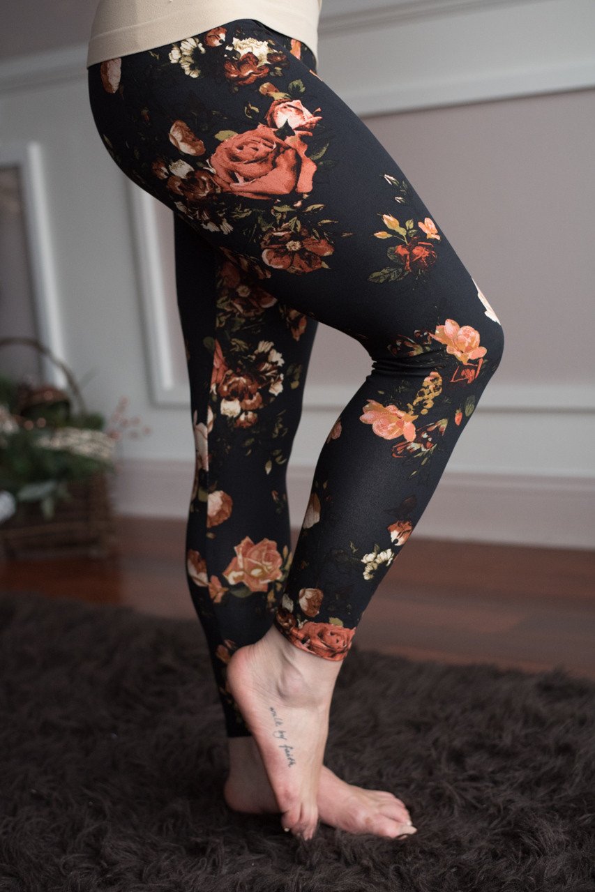 Floral Leggings ~ Black The Pulse Boutique