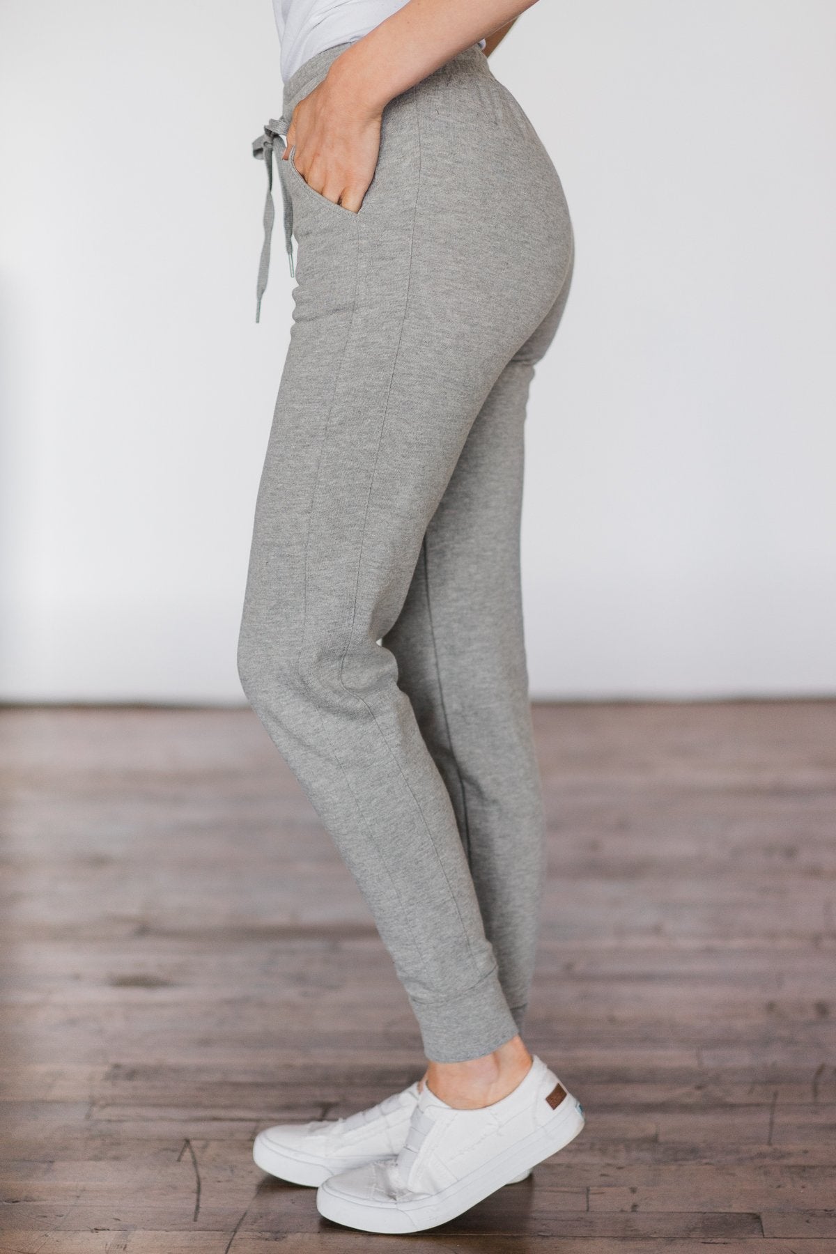 Grey Slim-Fit Joggers – The Pulse Boutique