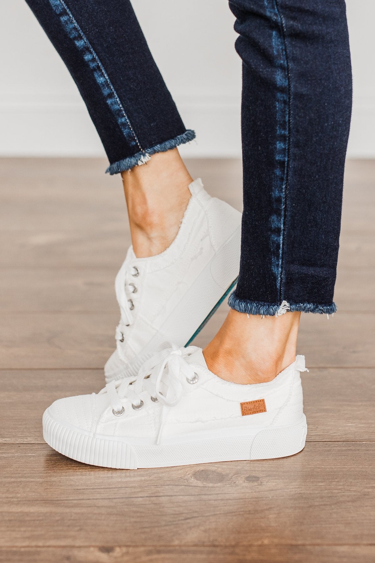 Blowfish Clay Sneakers- White Smoked Canvas – The Pulse Boutique