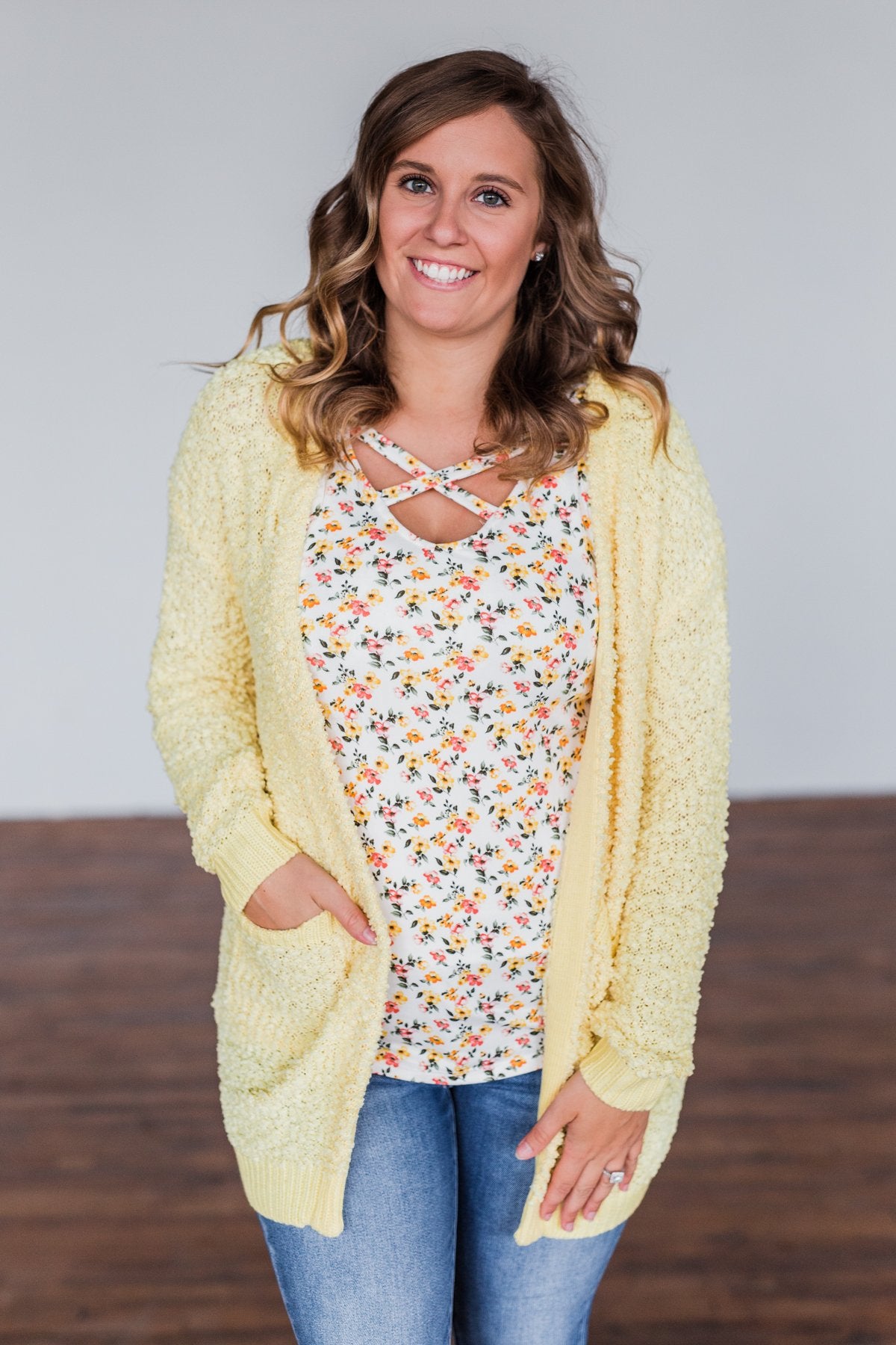 Stealing Glances Popcorn Knit Cardigan- Yellow – The Pulse Boutique