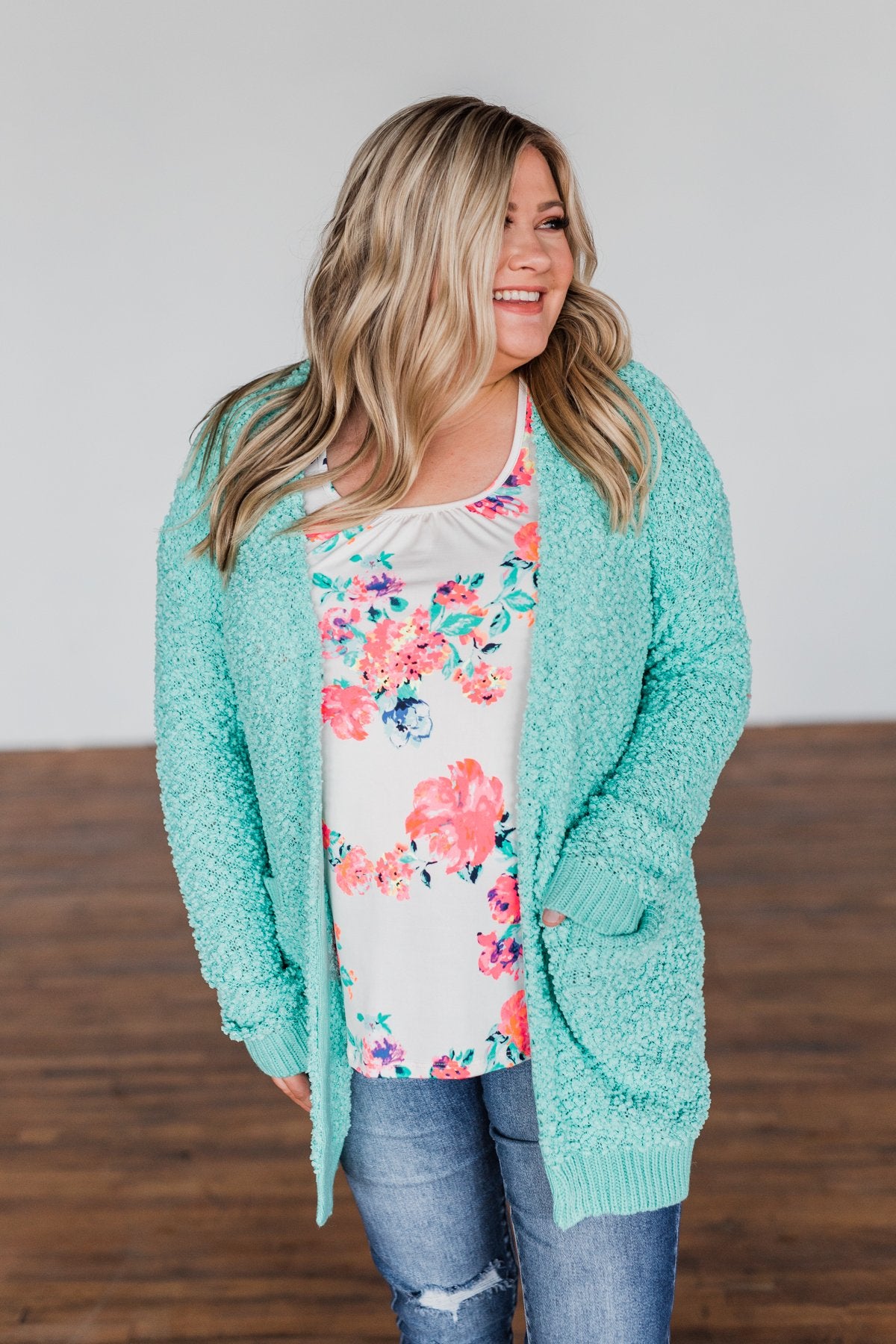 Stealing Glances Popcorn Knit Cardigan- Mint – The Pulse Boutique