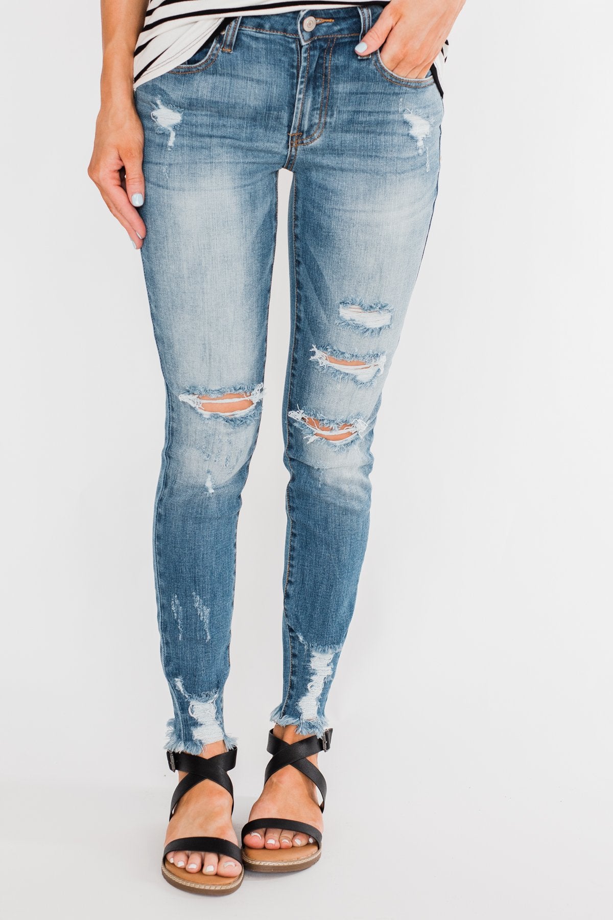 C'est Toi Distressed Skinny Jeans- Fiona Wash – The Pulse Boutique