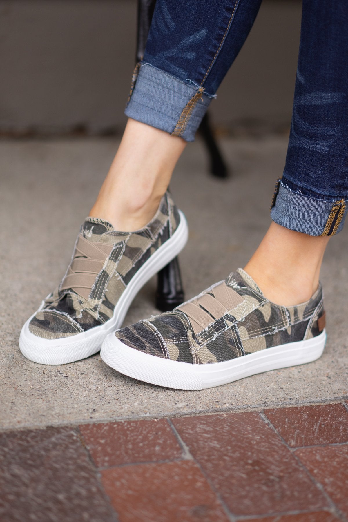 boutique camo shoes