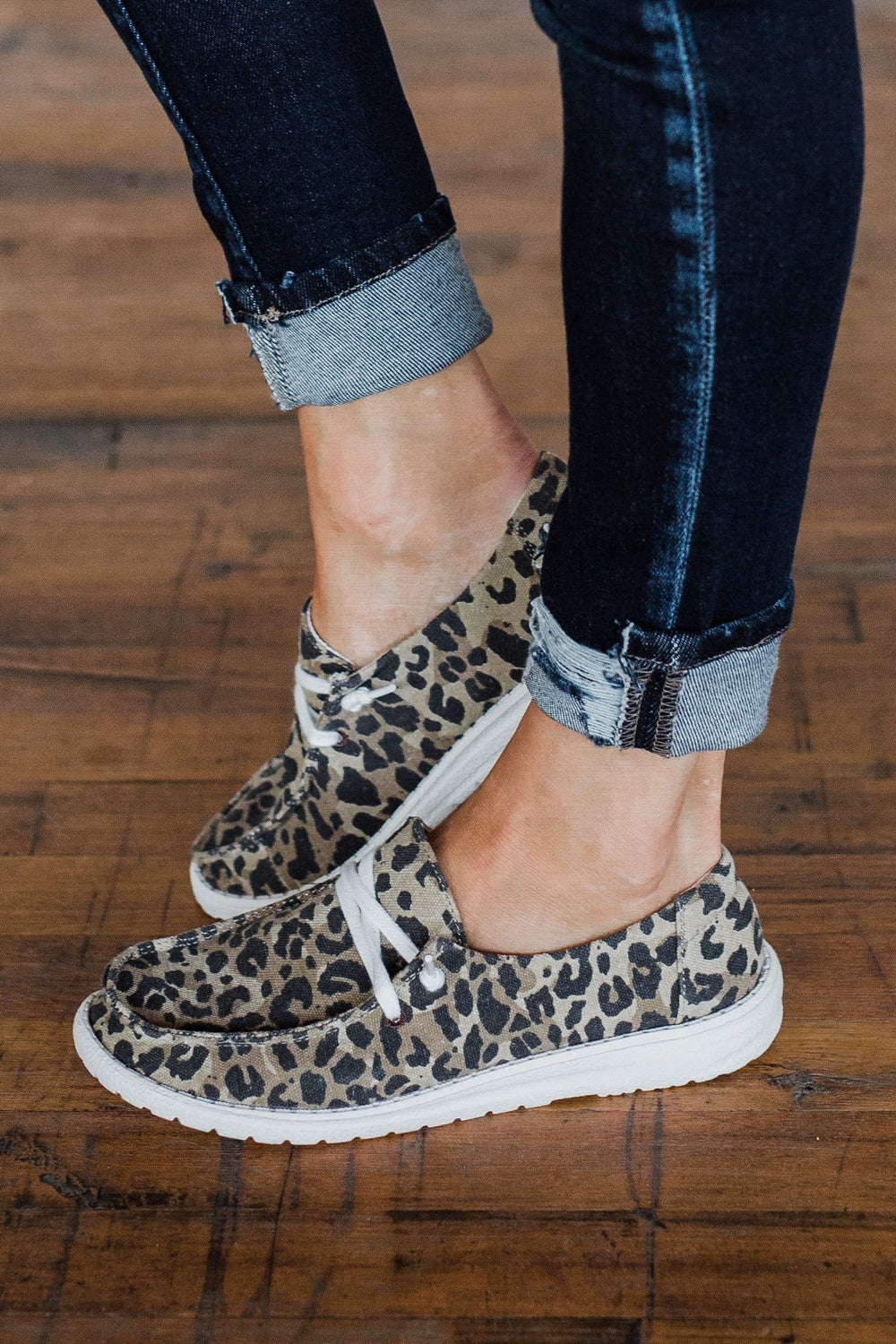 Gypsy Jazz Holly Sneakers- Leopard – The Pulse Boutique