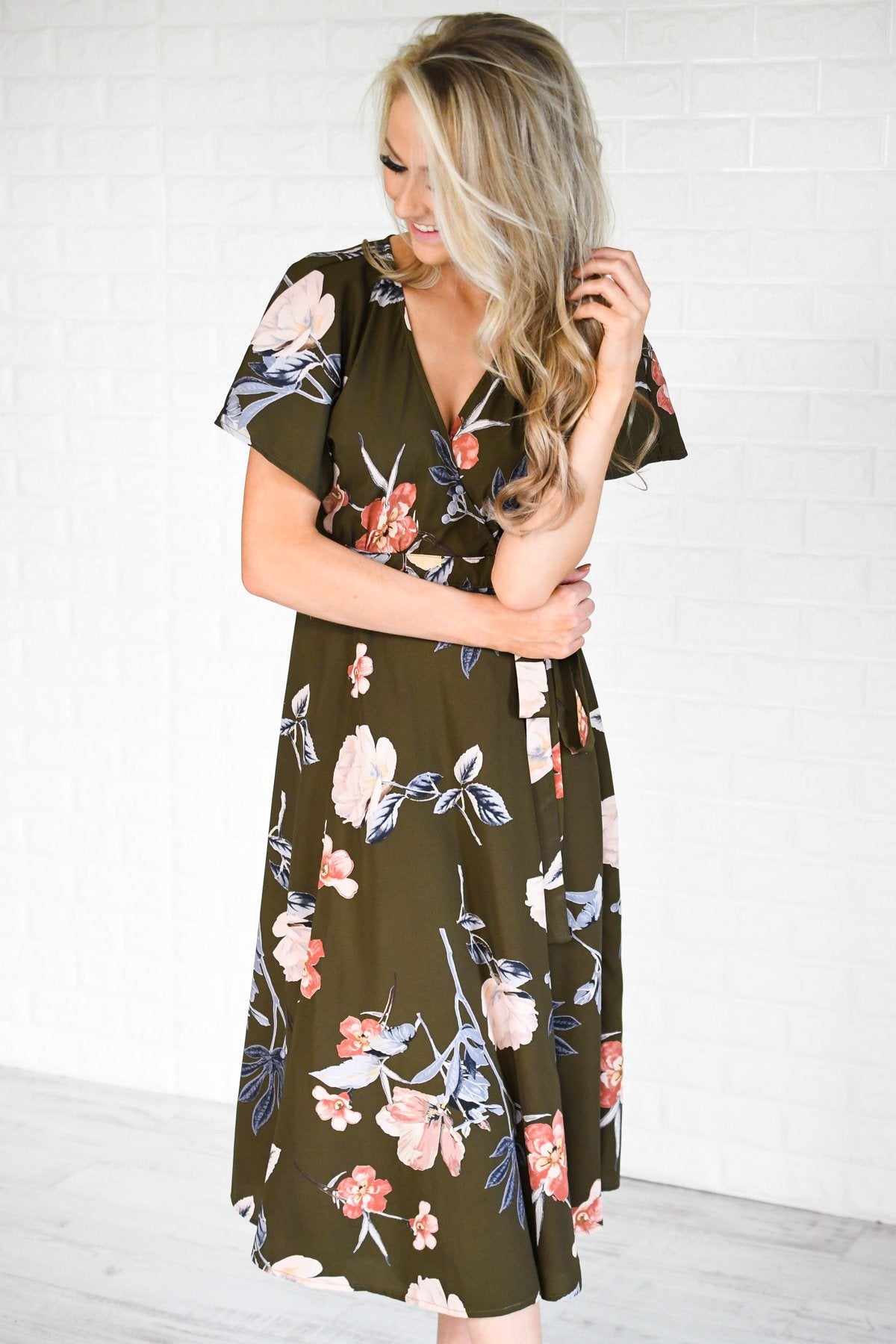 Flaunt it Babe Olive Floral Wrap Dress – The Pulse Boutique