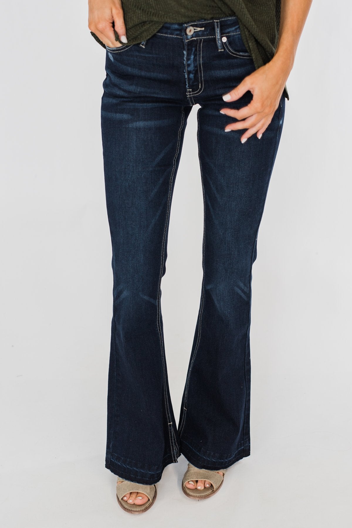 KanCan Non-Distressed Flare Jeans- Felicity Wash – The Pulse Boutique