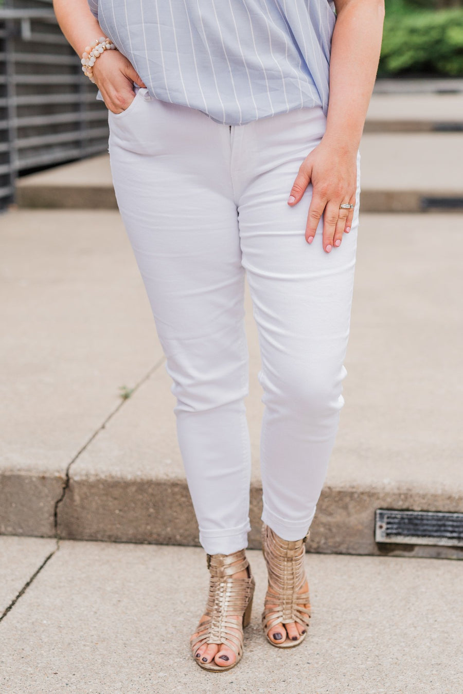 Celebrity Pink Ankle Skinny Jeans- White – The Pulse Boutique