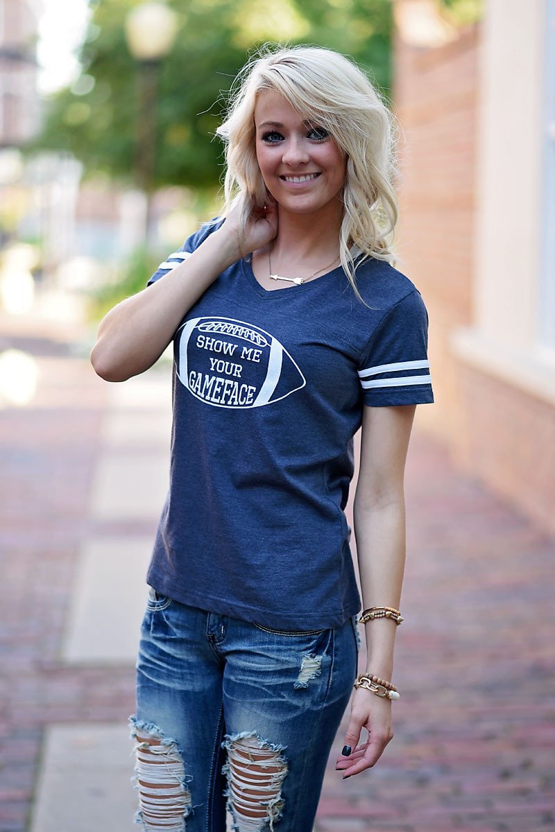 Game Face Tee – The Pulse Boutique