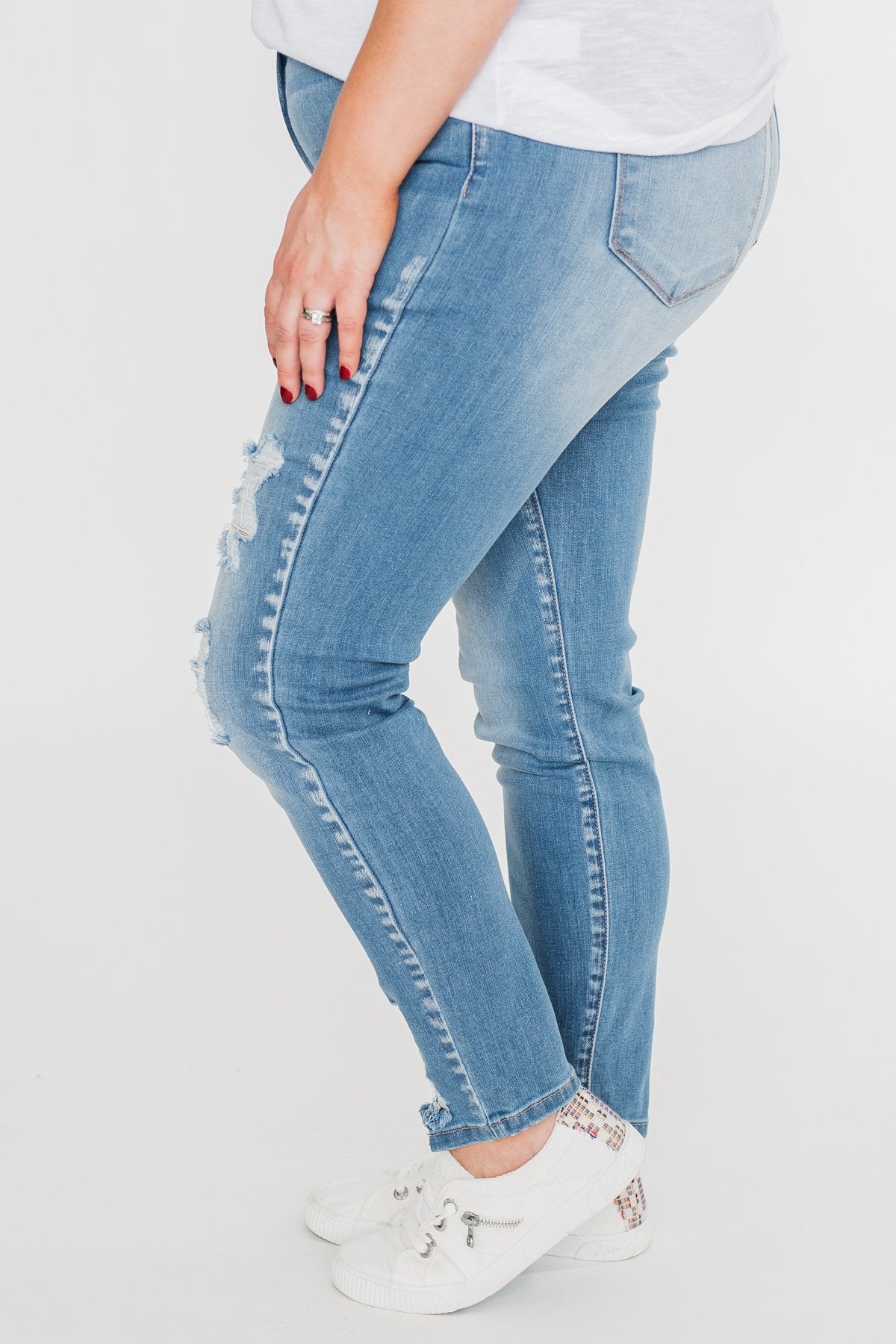 KanCan Distressed Skinny Jeans- Tiffany Wash – The Pulse Boutique