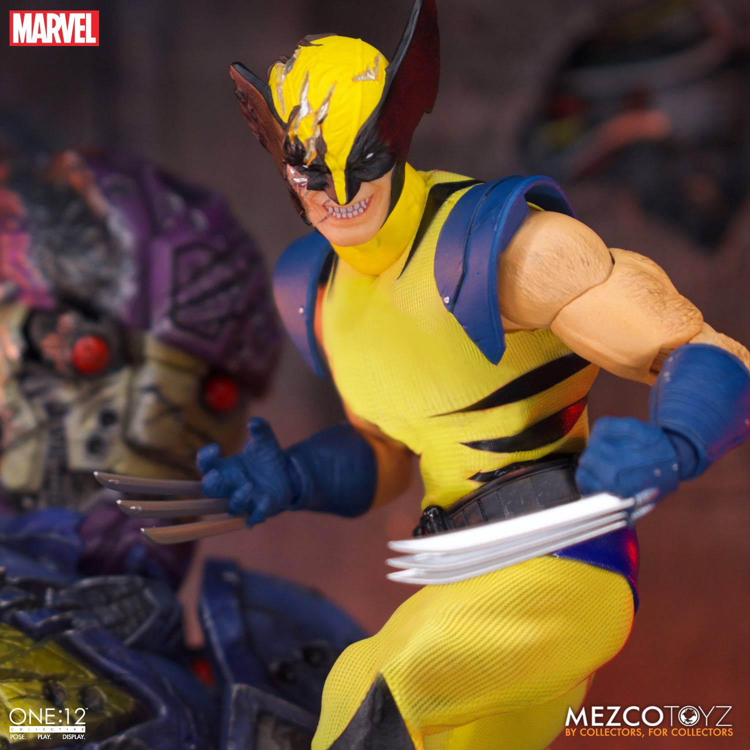 Mezco One:12 Collective Classic Tiger Stripe Wolverine NYCC Exclusive