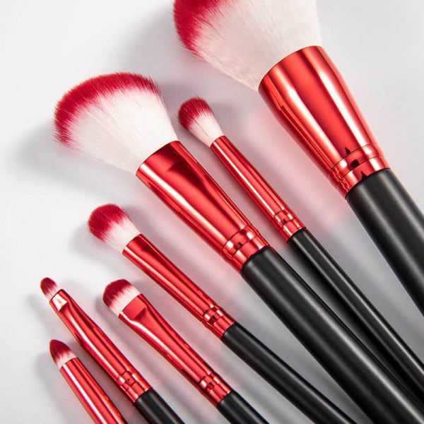 8 Piece Candy Apple Red and Black Makeup Brush Set | GX21 4