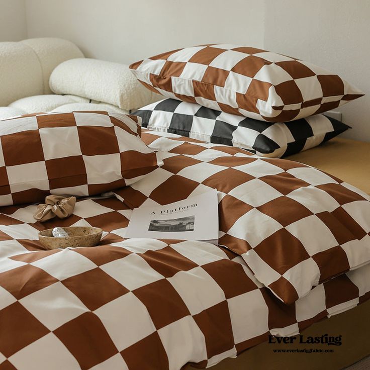 Chess Bedding Set by Ever Lasting