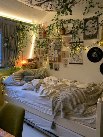🌿 10 Must Have Essentials for a Nature Inspired Green Bedroom 🌿 | Room ...