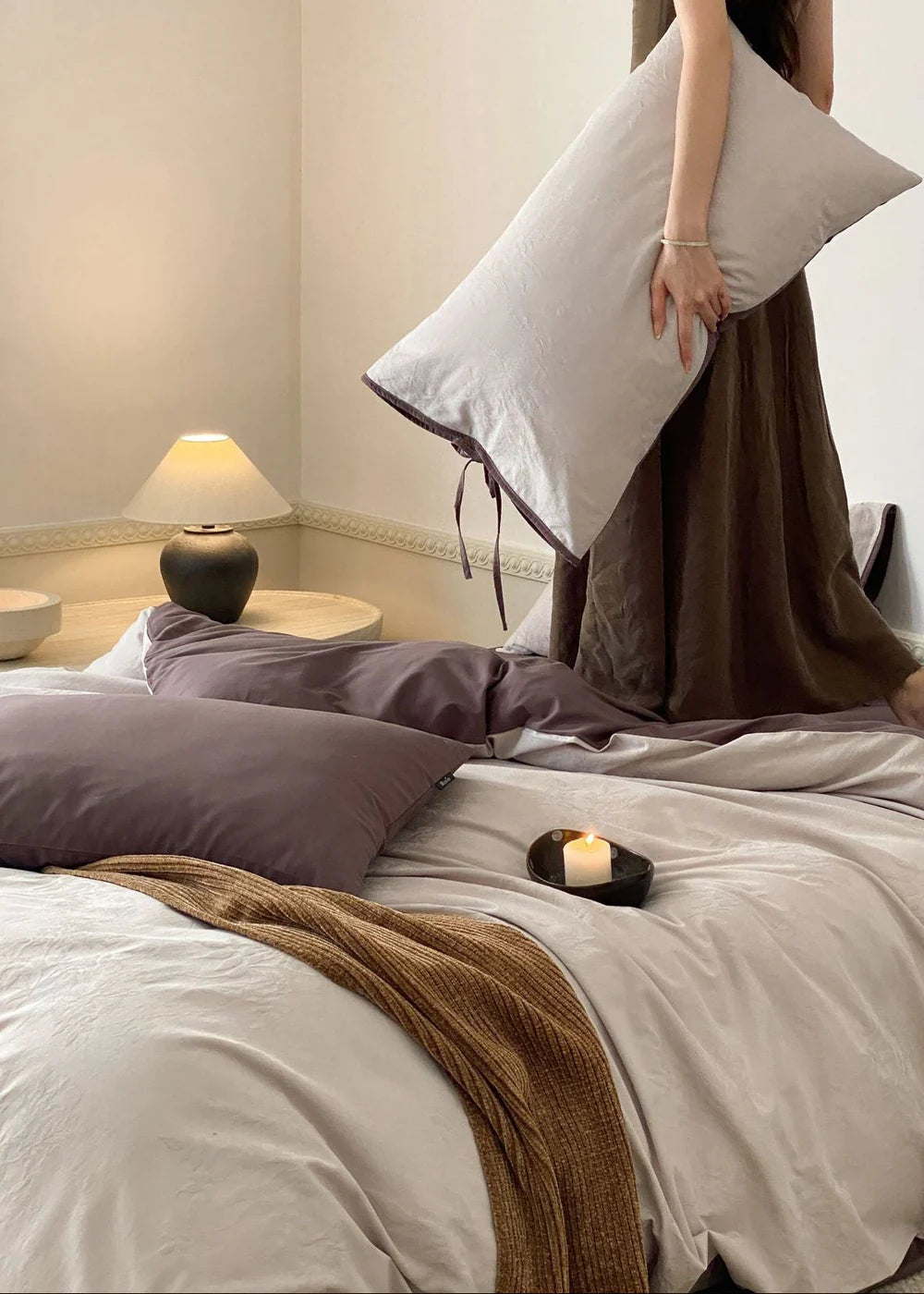 Juliana Jacquard Bedding Set / Brown