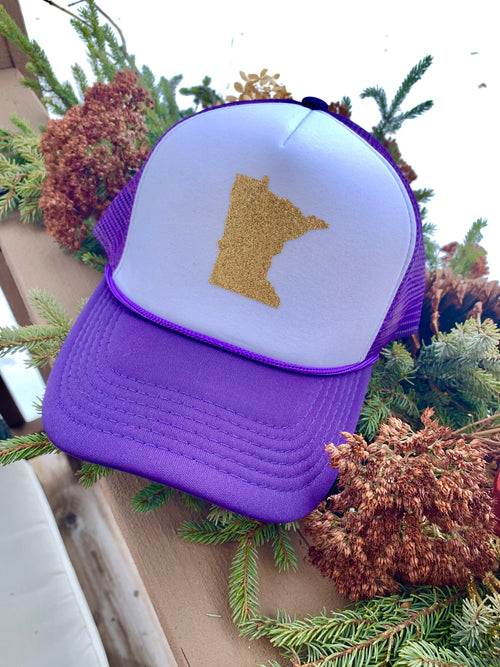 Hat { Sota } Minnesota Vikings. Purple and gold •  Adjustable snapback • Unisex $15