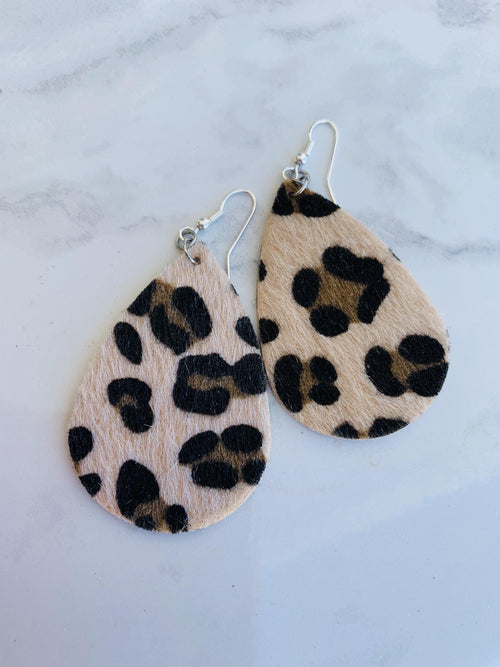 Earrings | Leopard fur | Brown-Black | Animal print