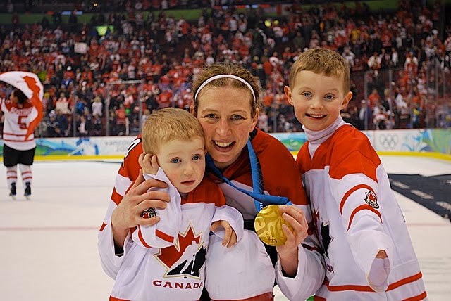 Olympic Hockey Gold Medalist, Becky Kellar | Source For Sports