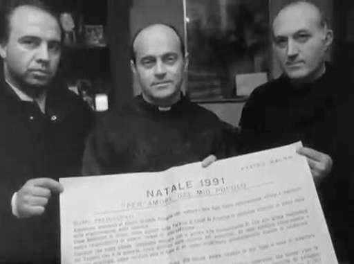 Cronisti scalzi, Giancarlo Siani, Iod edizioni, Don Peppe Diana, Raffaele Sardo, Per amore del mio popoli, camorra, criminalità, uccisione, 19 marzo 1994, la camorra uccide in chiesa