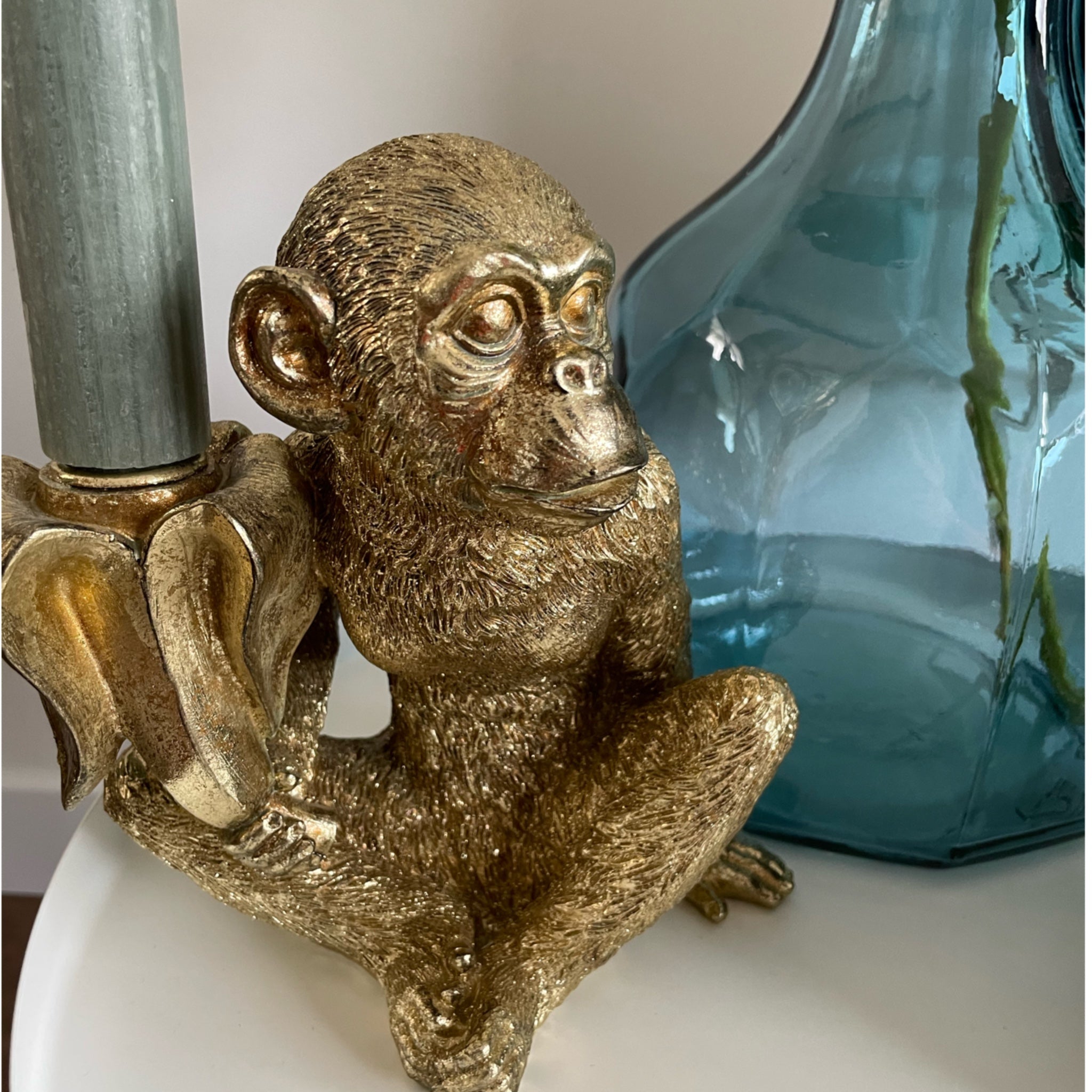stil zebra ornament Gouden apen kandelaar l de finishing touch voor in je huis l Quyn.nl