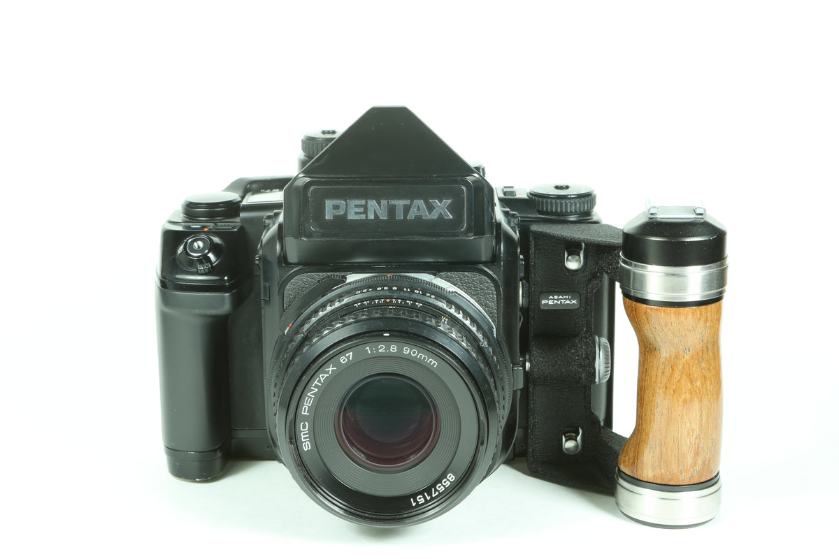 Pentax 67 II + 90mm f2.8 - Studio Argentique