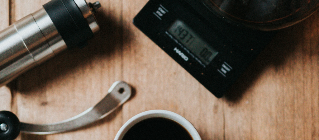 coffee grinder and scale for home brewing the perfect cup