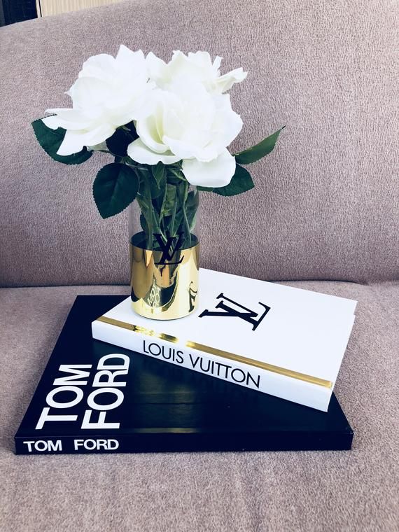 TOM FORD FAUX BOOK – The Neat Look