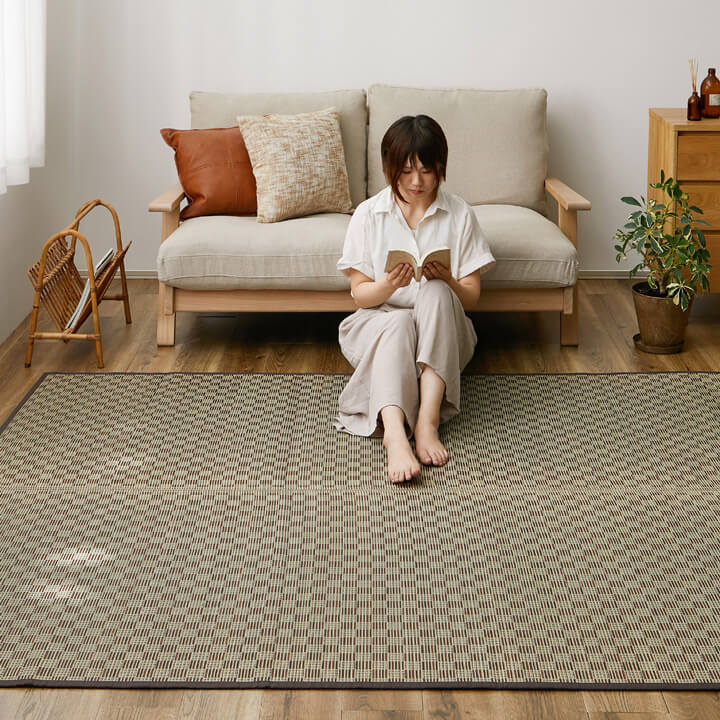 い草花ござ 上敷き 若月 ブラウン イメージ