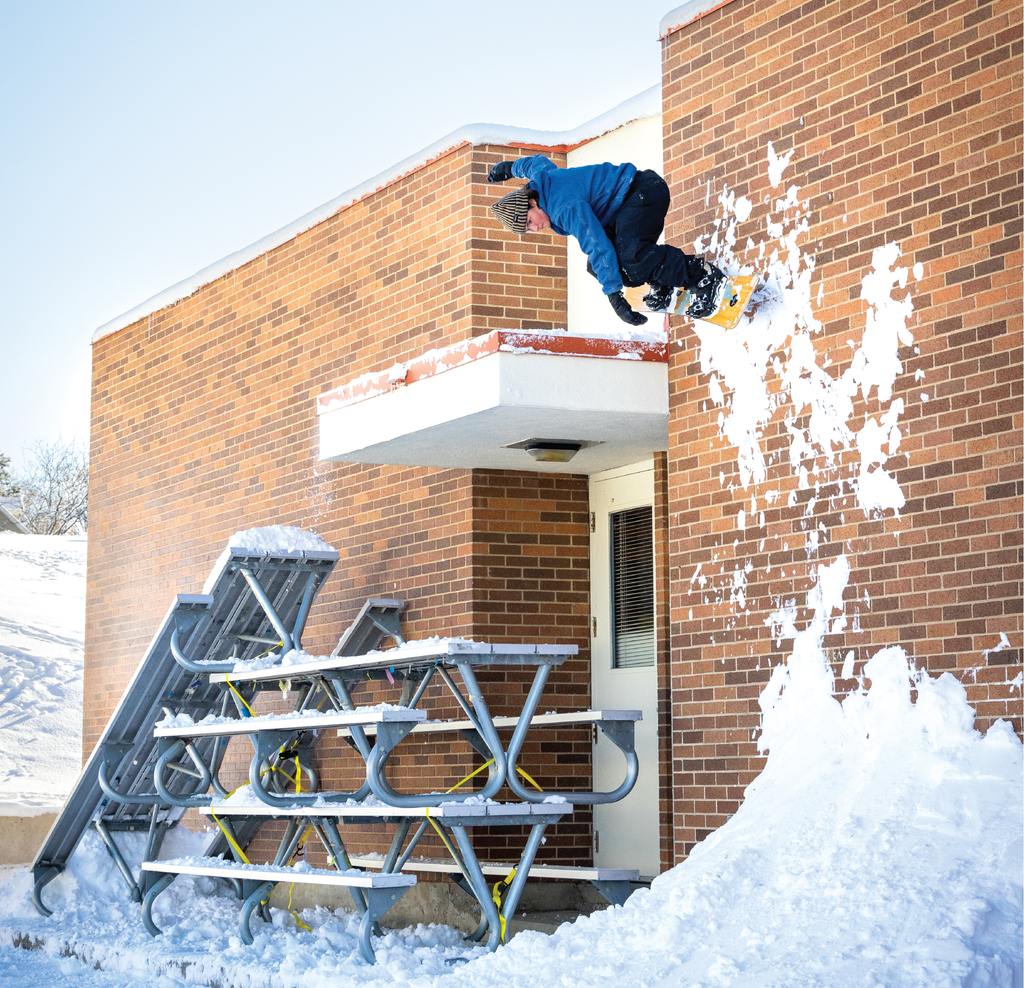 Picnic table takeover, hope you weren't planning on eating lunch here // p: Mike Dawsy