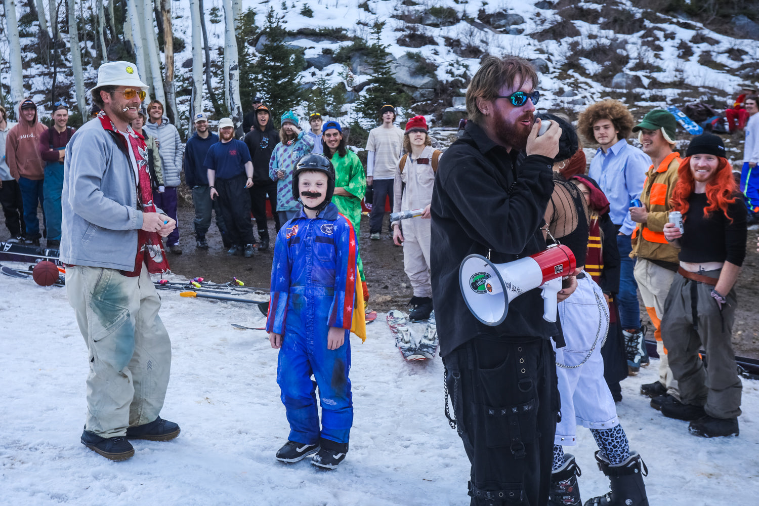 Jeff Holce, our gracious host, handing out best costume awards