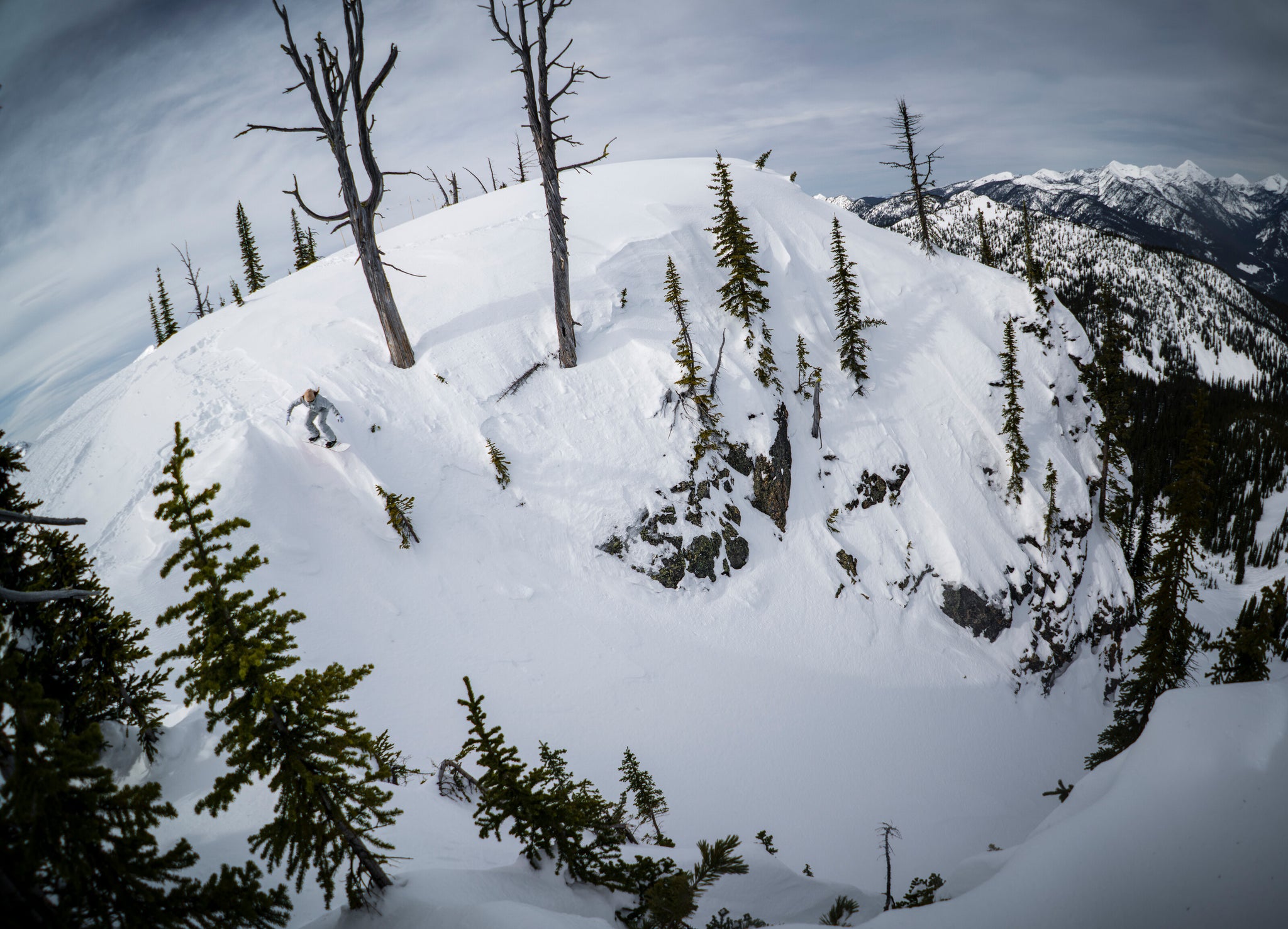 r: Spencer O'Brien // p: Chad Chomlack, Natural Selection, Red Bull Content Pool