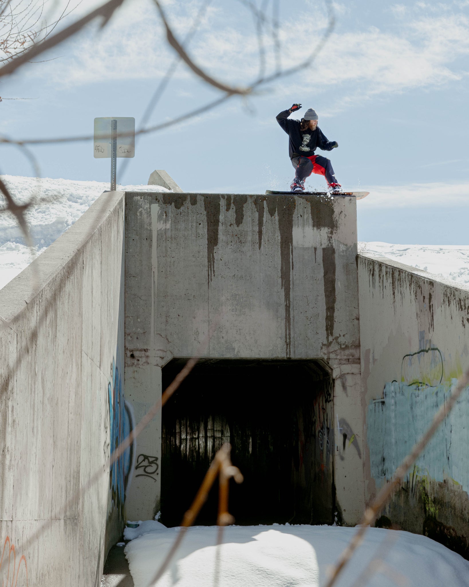 Tucker Brown, not on a milly tube - photo - Maisy Hoffman