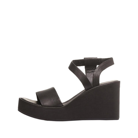 Women's square toe shoes