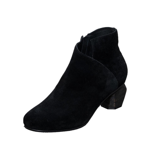 round toe heel boots