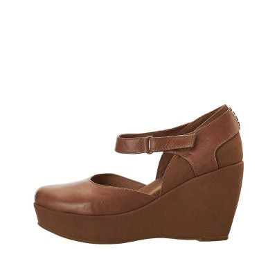 Womens Brown Wedge Shoes To Wear This Summer