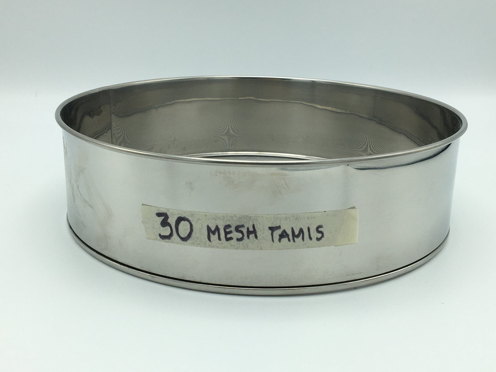 https://cdn.shopify.com/s/files/1/0526/2180/3669/products/Tamis30Mesh_2000x.jpg?v=1666115088