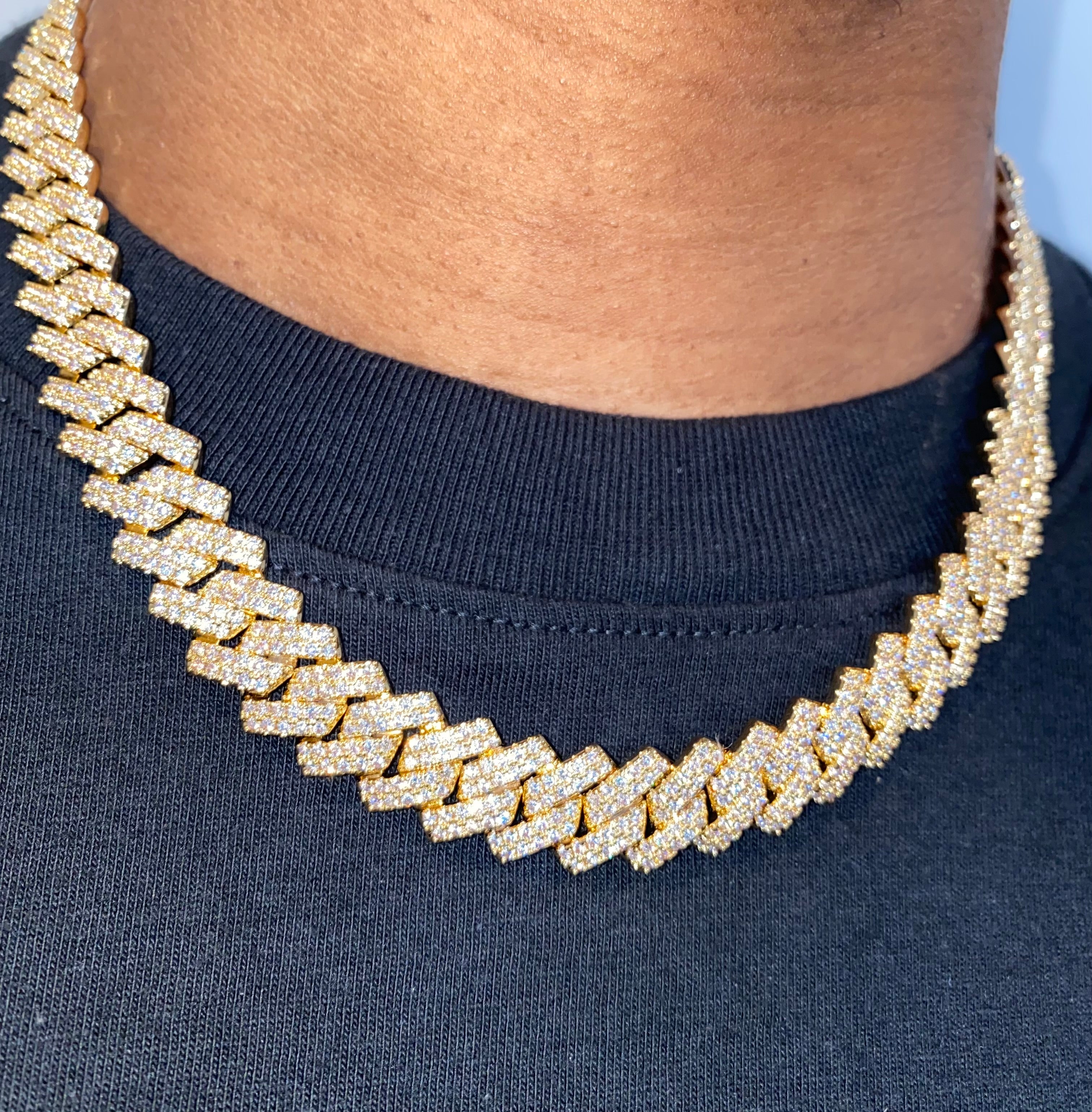 bust down cuban link choker