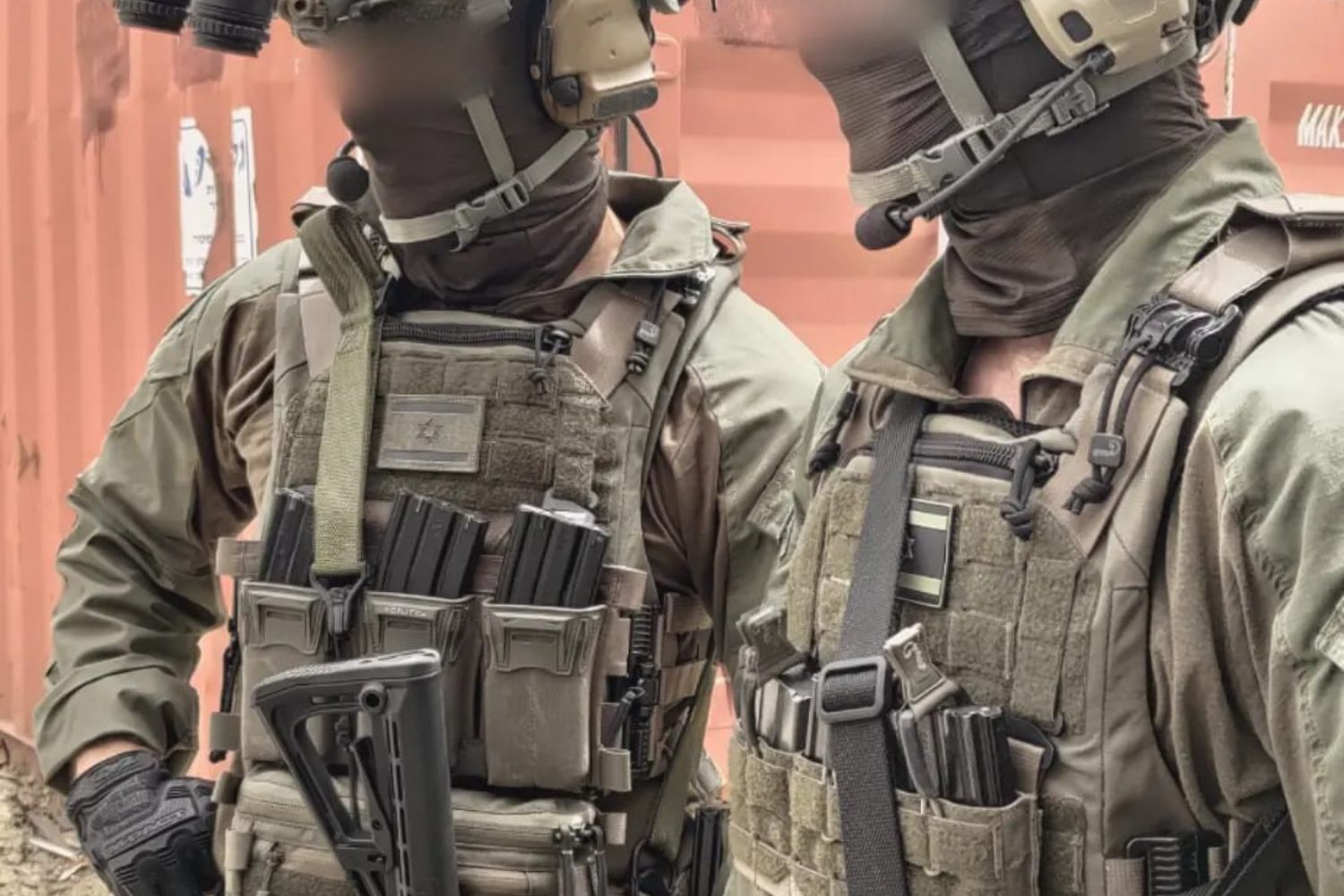 Ranger Green plate carrier