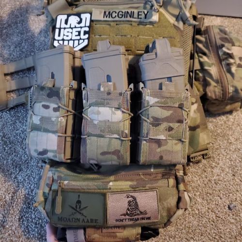 Hanger Pouch for a Plate Carrier - Six Pack™ - Agilite