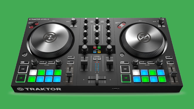 Native Instruments Traktor Kontrol S2 MK3 dj controller