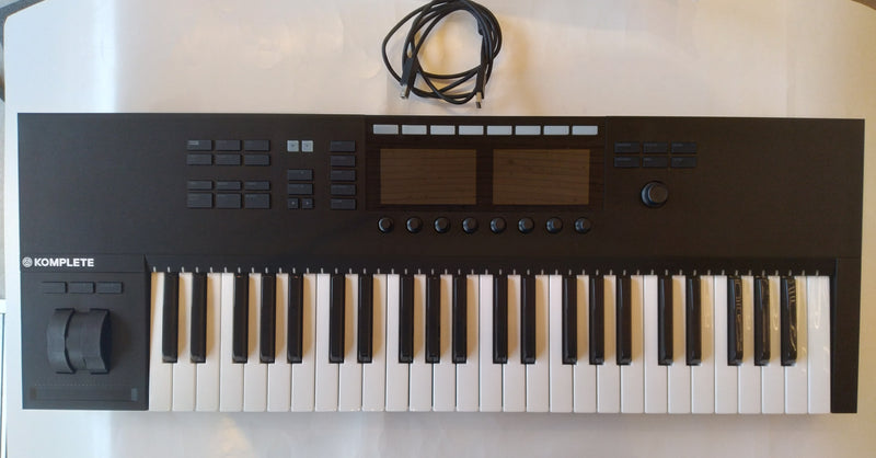 Native Instruments Komplete Kontrol S49 Mk2 Smart Keyboard