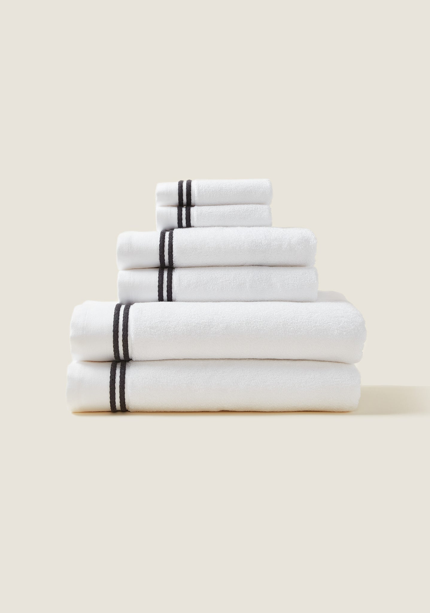 Three Color Hand Drawn Chevrons Bath Towel - 30 x 60 - Bed Bath & Beyond -  28496273