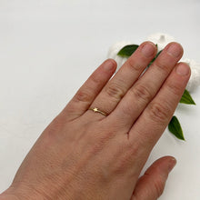 Load image into Gallery viewer, 14 CT Gold Star Ring -  Size L 1/2
