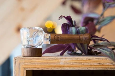 The Marley Natural Glass & Walnut Spoon Pipe