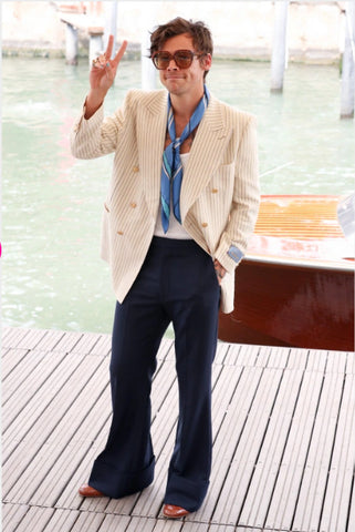 Model Man Beige Jacket Blue Pants Stock Photo 421522081 | Shutterstock